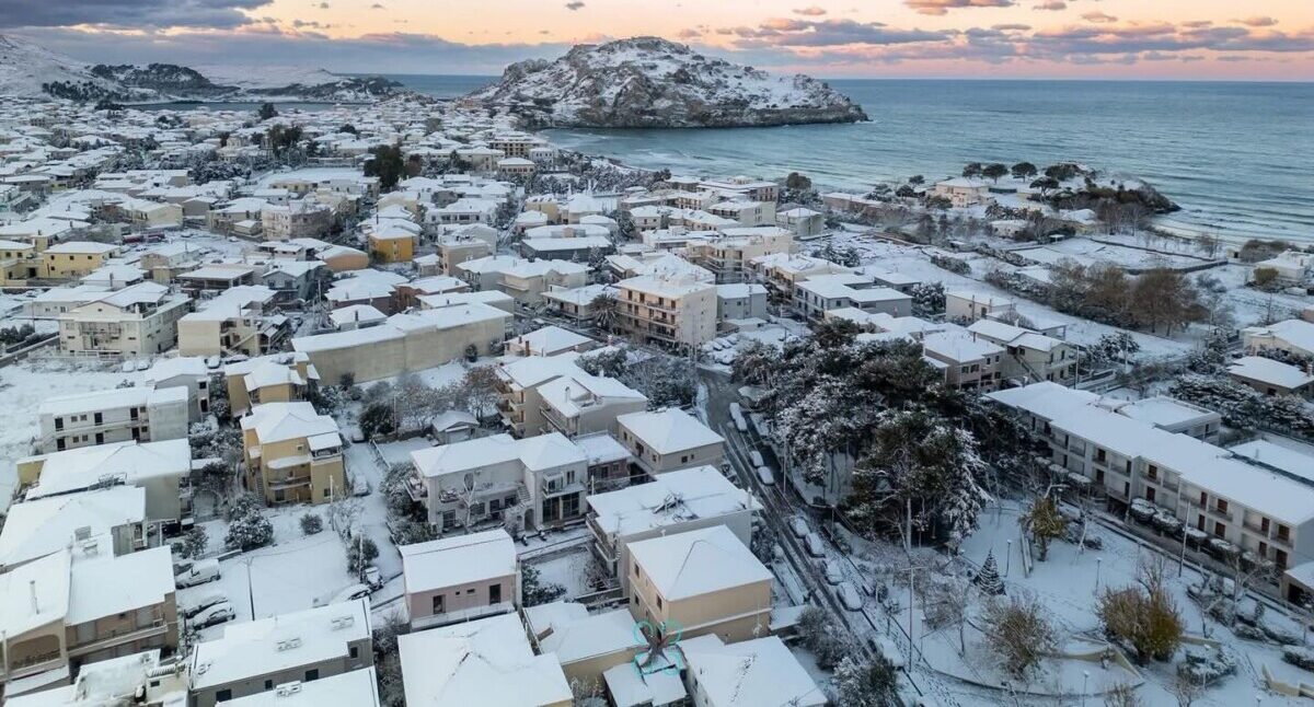 Καιρός / Πρωτοχρονιά με υπό το μηδέν θερμοκρασίες – Ποια νησιά «ντύθηκαν» στα λευκά