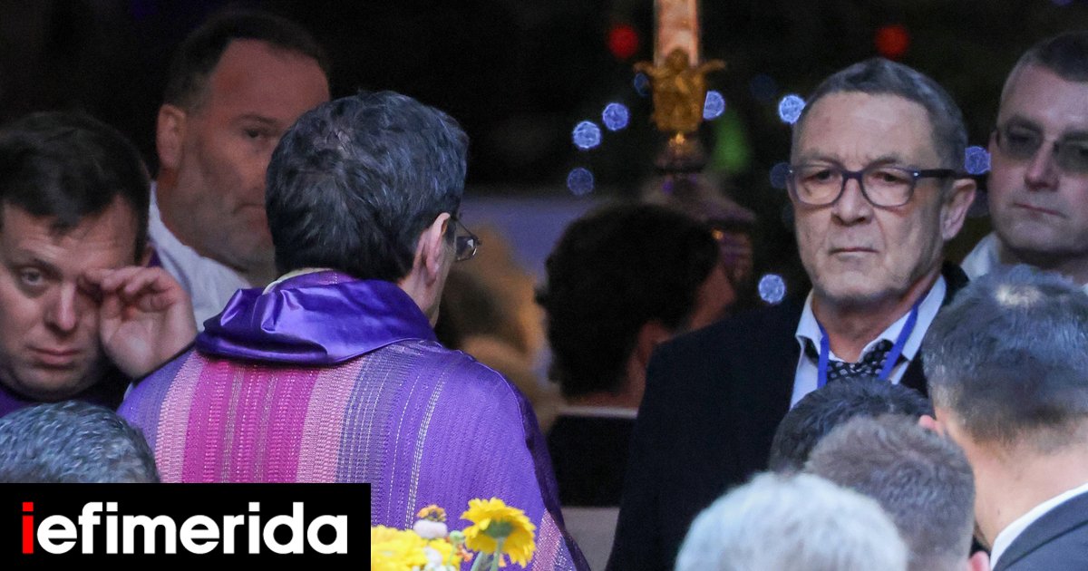 Ο μοναχογιός που δεν ήθελε να βλέπει η Μπριζίτ Μπαρντό πήγε στην κηδεία της -Η συγκινητική κίνησή του