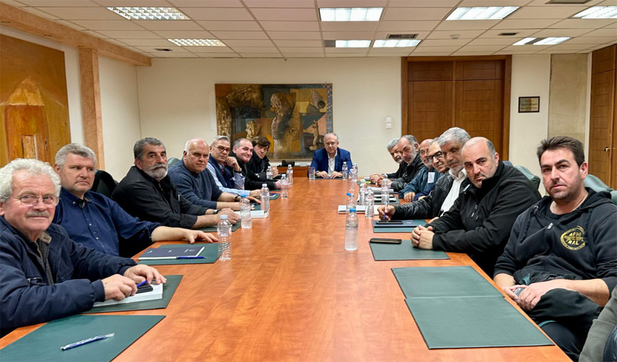 Θεοδωρικάκος: Με νομοθετική πρωτοβουλία ενισχύουμε τη λειτουργία των λαϊκών αγορών προς όφελος των καταναλωτών