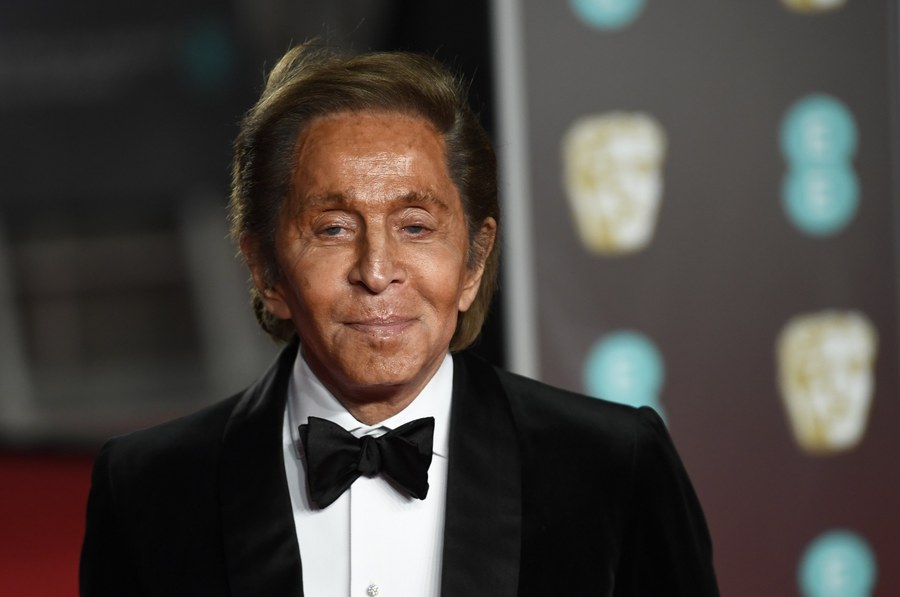 Valentino / Πέθανε ο θρυλικός σχεδιαστής μόδας