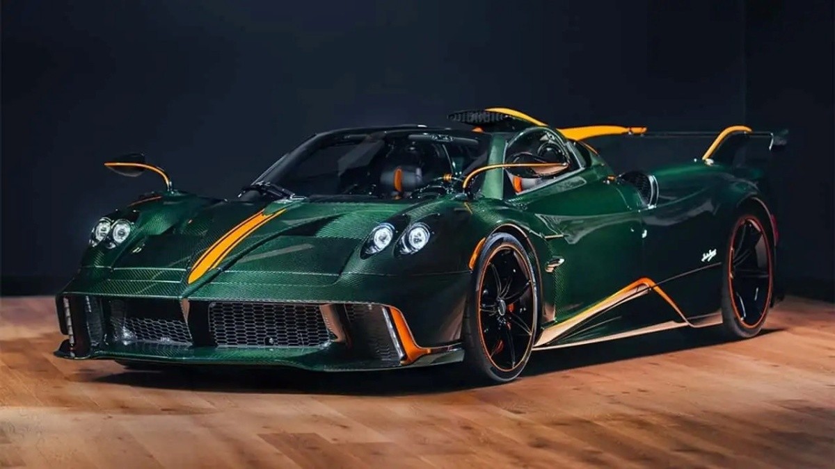H Pagani τιμά τον δημιουργό της με μια μοναδική Huayra