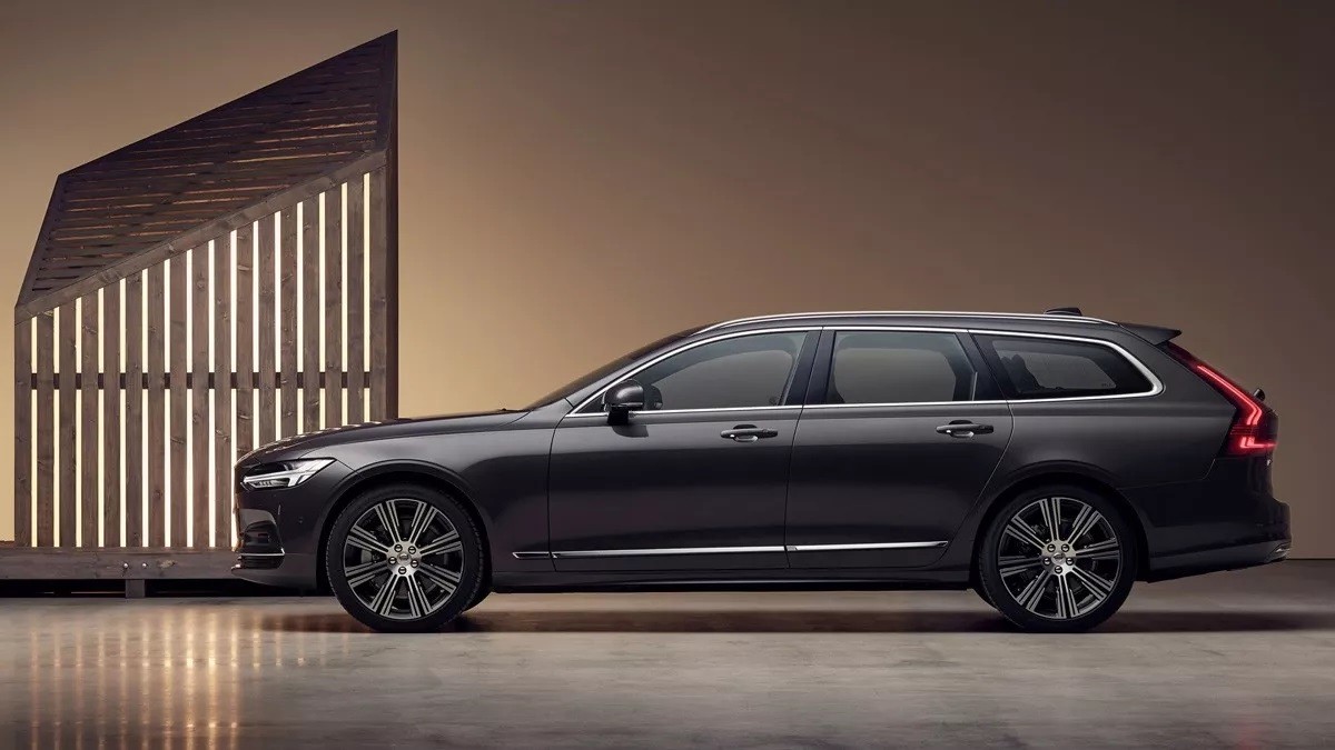 Η Volvo κρατά ζωντανά τα station wagon