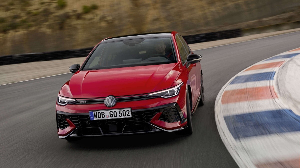 Η VW ξεκαθαρίζει το μέλλον του Golf GTI