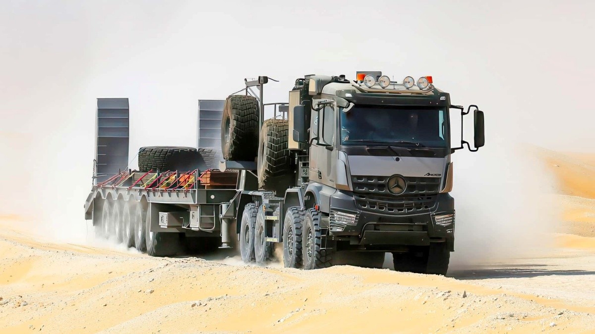 Αυτά είναι τα off-road φορτηγά για ειδικές αποστολές της Mercedes