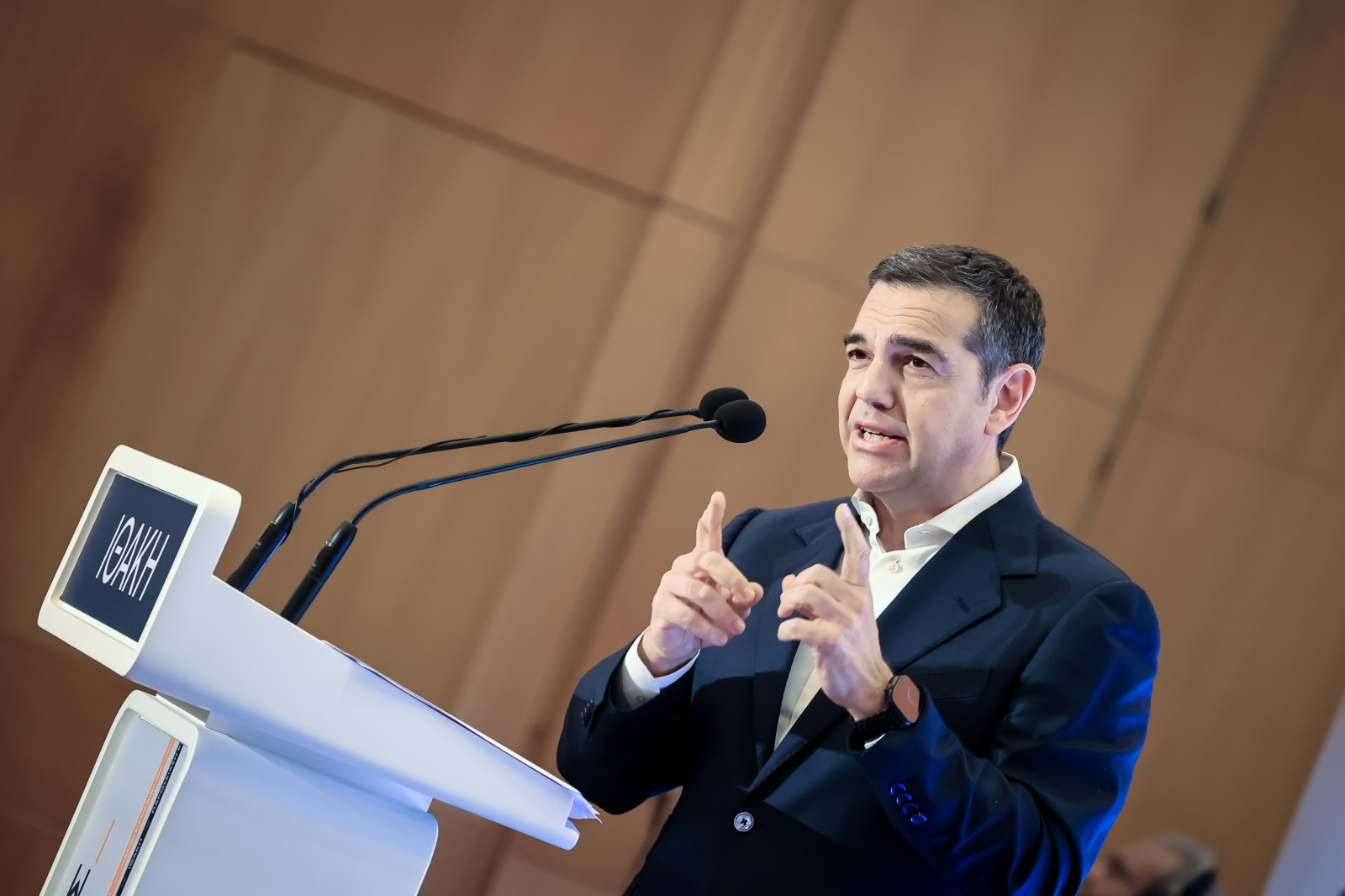 Ιδεολογικά μίλησε  (Του Γιώργου Τραπεζιώτη)