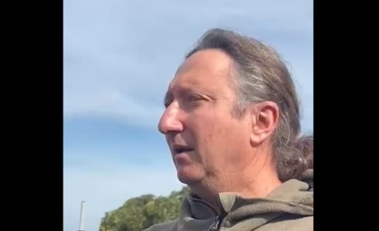 Χίος: «Δεν μπορώ να συνέλθω – Κακώς τα βάζουν με το Λιμενικό» λέει στο enikos.gr δύτης που επιχείρησε στο σημείο της τραγωδίας