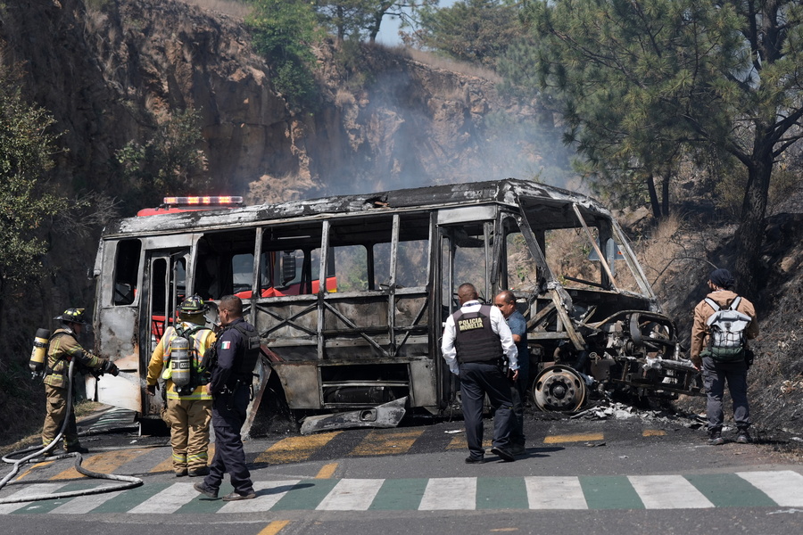 Μεξικό / Χάος, απαγόρευση κυκλοφορίας και κλειστά σχολεία μετά τον θάνατο του «Ελ Μέντσο» – Εγκλωβισμένοι τουρίστες