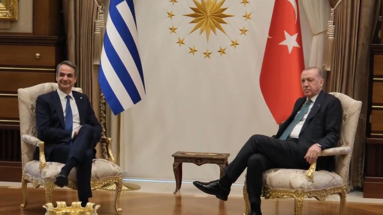 Σε εξέλιξη η συνάντηση Μητσοτάκη-Ερντογάν στο Προεδρικό Μέγαρο – Όλες οι εξελίξεις
