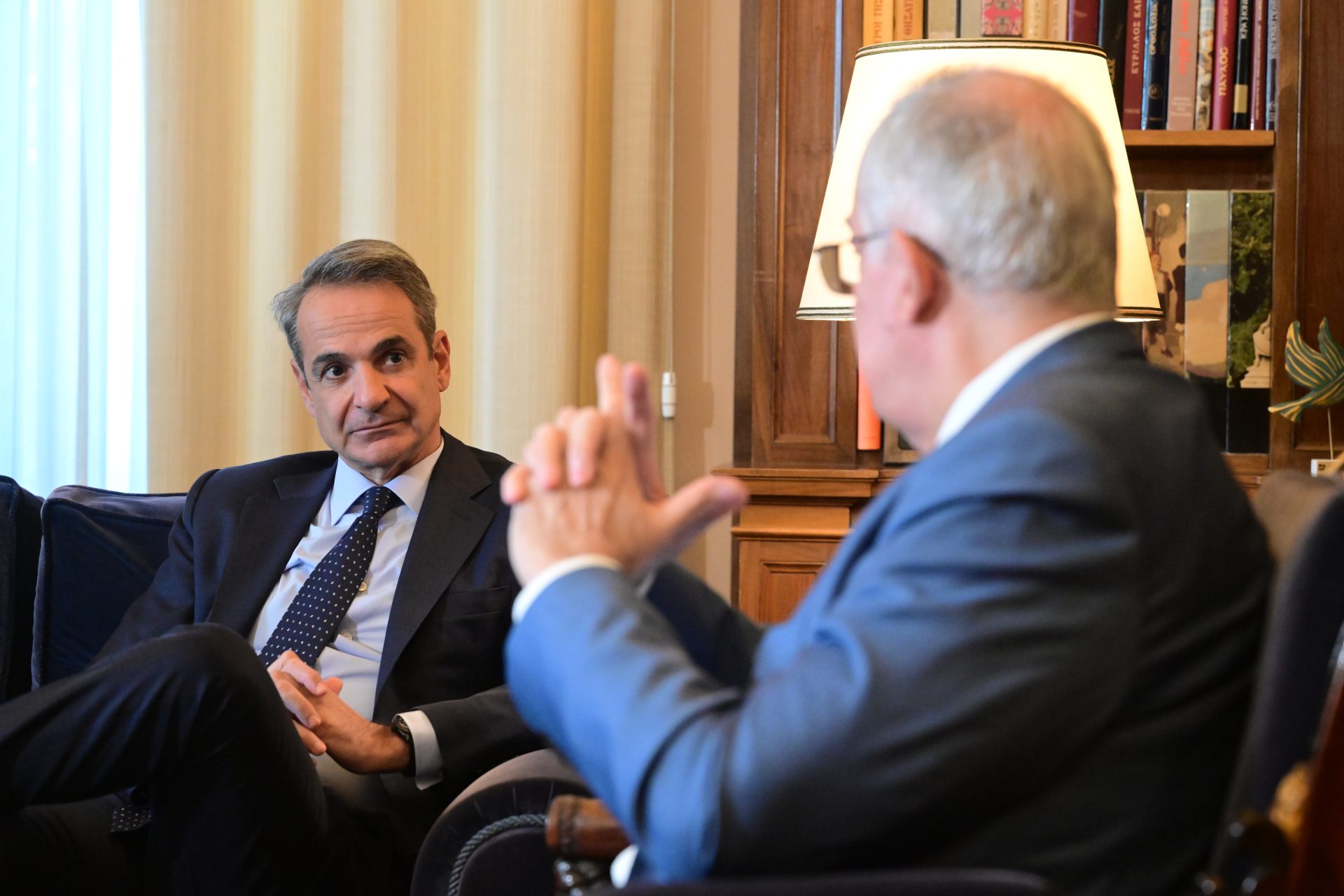 Θα καταργήσει και τις εκλογές ο Μητσοτάκης; – Σενάρια για παράταση θητείας χωρίς κάλπες