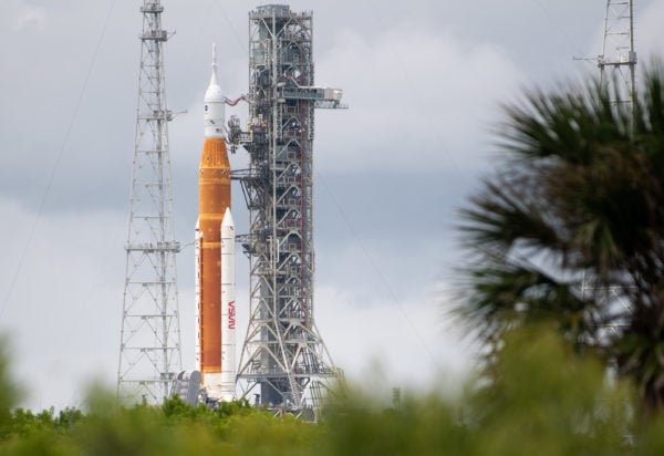 Artemis II: Νέα αναβολή για την αποστολή της NASA στη Σελήνη – Τα τεχνικά προβλήματα που προέκυψαν