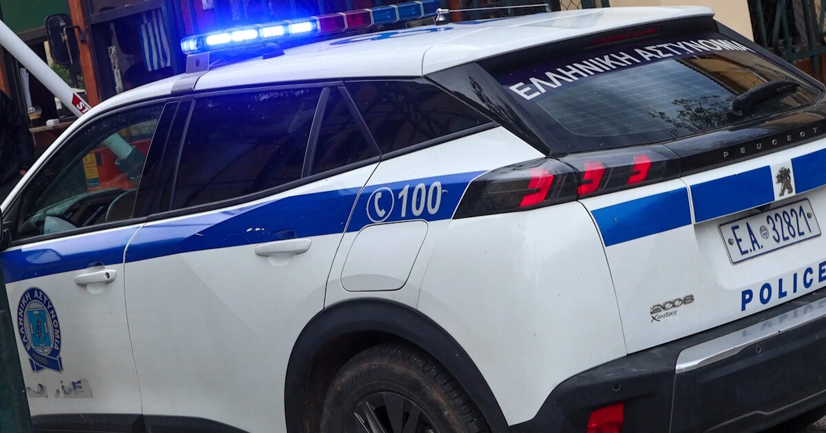 Κοζάνη: Ηλικιωμένες «πλακώθηκαν στο ξύλο» στην πλατεία – Μεταφέρθηκαν στο νοσοκομείο