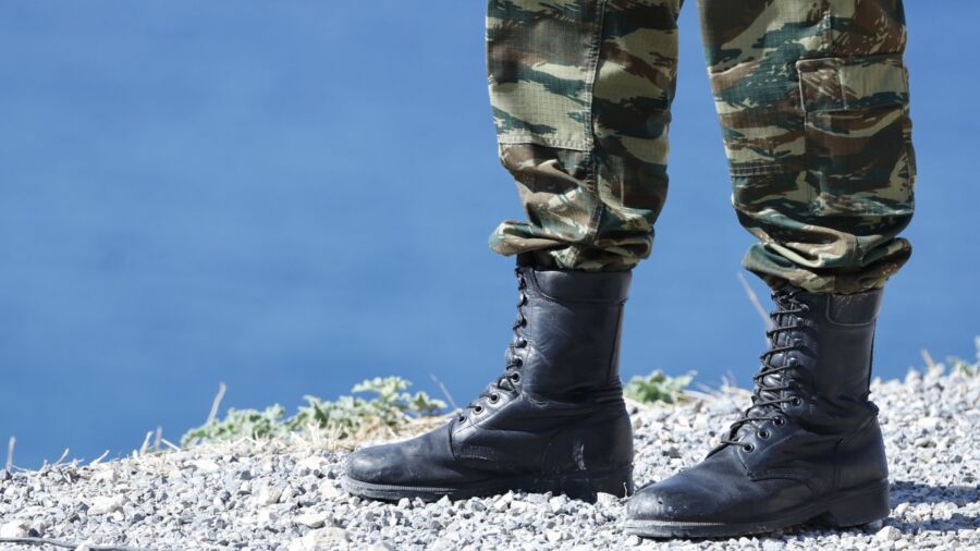 Όλοι στον Στρατό Ξηράς για βασική εκπαίδευση 10 εβδομάδων