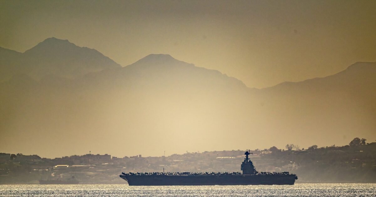 Στα «κόκκινα» η Μέση Ανατολή: Οι πιθανοί στόχοι των ΗΠΑ στο Ιράν και οι απειλές Τραμπ