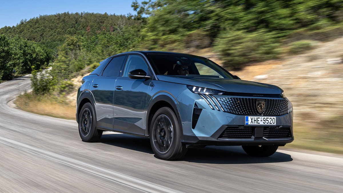Δοκιμή: Peugeot 3008 Hybrid 145 e-DSC6