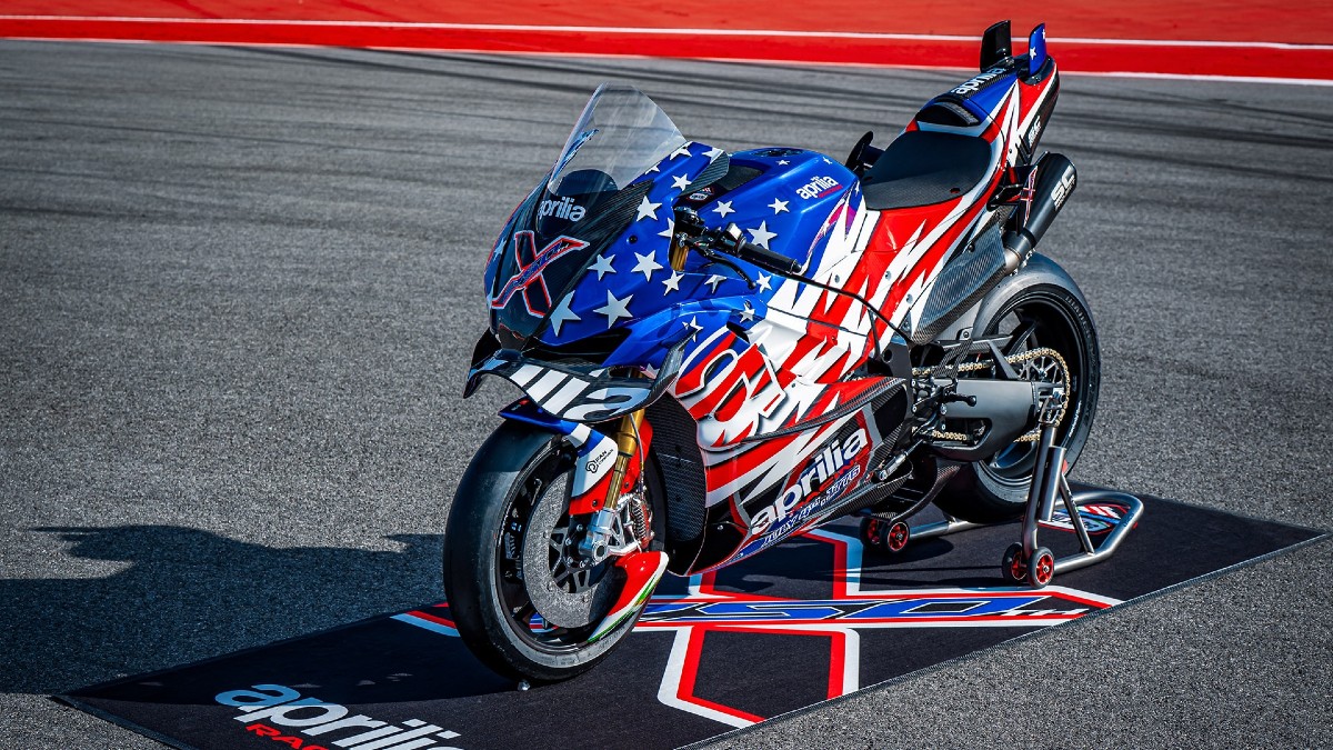 Η Aprilia απαντάει στην Ducati με την αδιανόητη X 250th