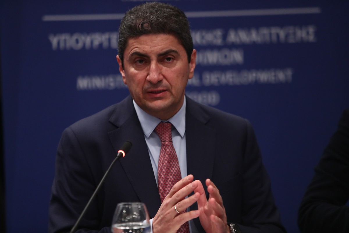 «Μπαϊράκι» από Αυγενάκη / Αιχμές για κυβερνητικές παραλείψεις για τα έργα στην Κρήτη