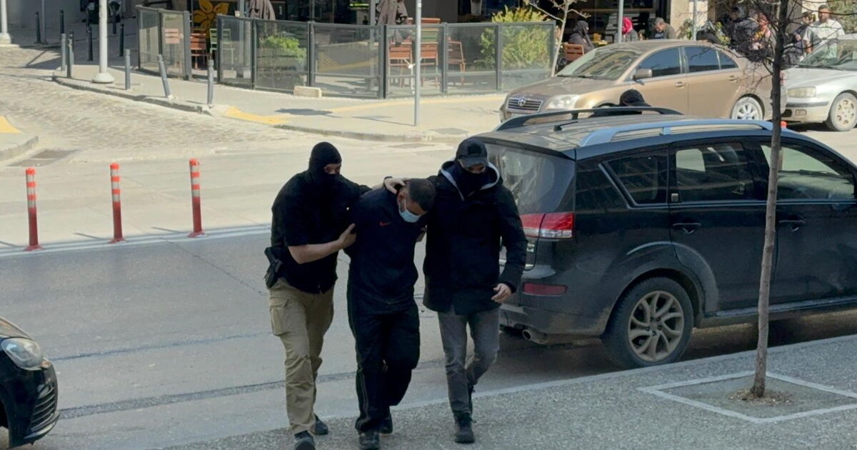 Καλαμαριά: Ποινική δίωξη στον 23χρονο για την δολοφονία του 20χρονου – Αποκλείστηκε η εκδοχή των αυτόκλητων τιμωρών