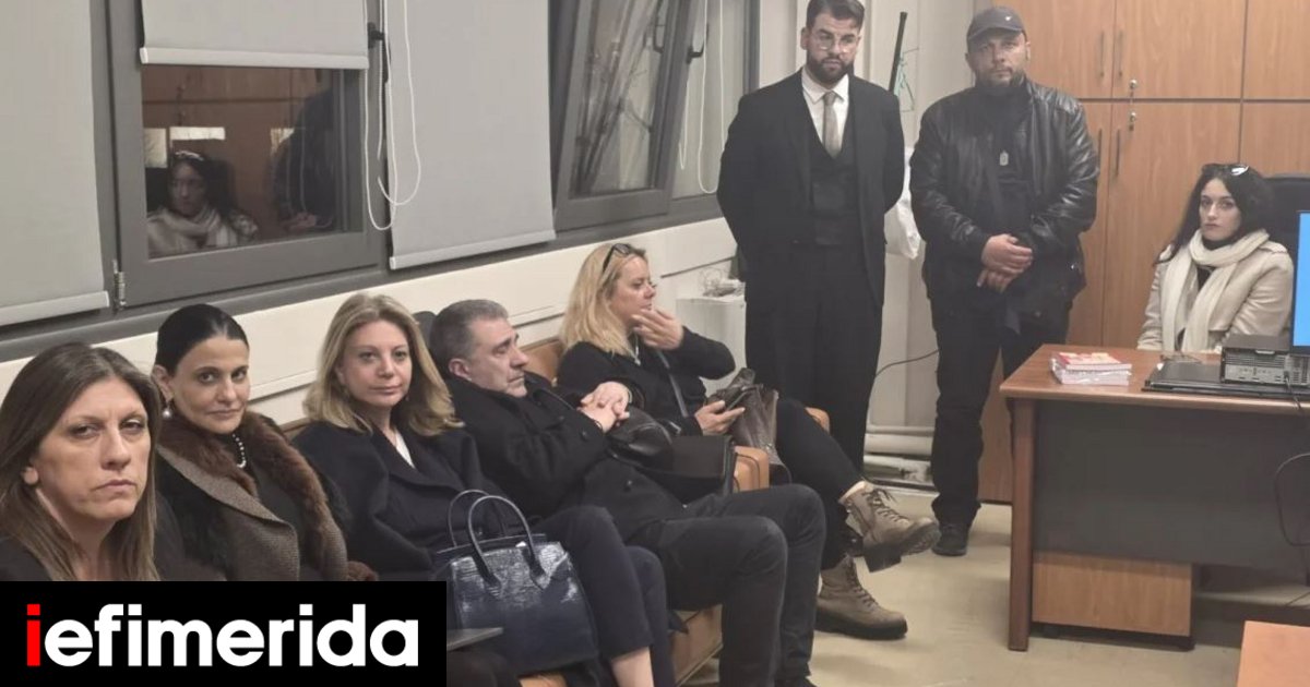 «Σκηνές Άγριας Δύσης στη Λάρισα, δεν θέλουν να γίνει η δίκη για τα Τέμπη»: Επίθεση δικαστών και εισαγγελέων σε Κωνσταντοπούλου-Καρυστιανού