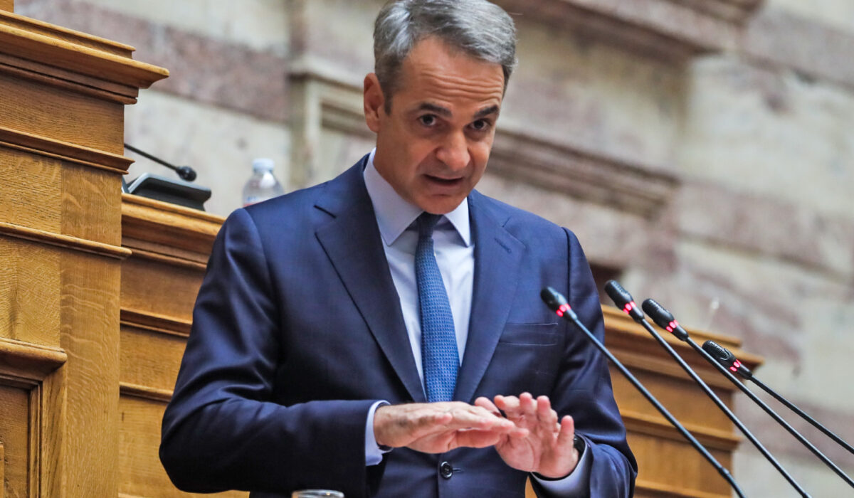 Πρόωρες κάλπες για τον Μητσοτάκη εν μέσω πολέμου στη Μέση Ανατολή: Το ρίσκο της διπλής αβεβαιότητας για την κυβέρνηση