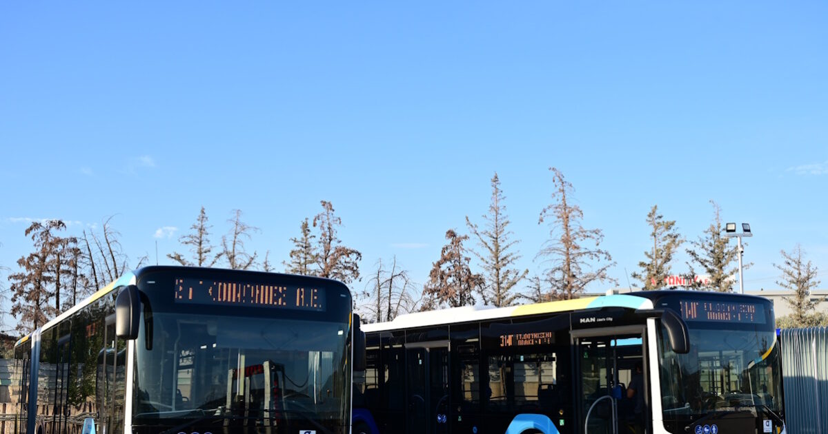 Υπερψηφίστηκε το νομοσχέδιο για τις μεταφορές – Τι αλλάζει σε αστικές συγκοινωνίες, ταξί, ΚΤΕΟ και πρόστιμα