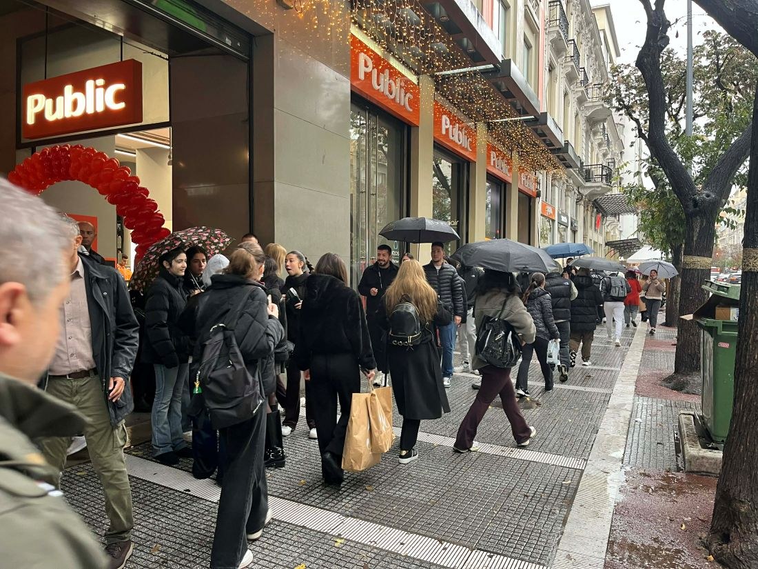 Θεσσαλονίκη: Η κακοκαιρία κάνει… χαλάστρα στη Black Friday