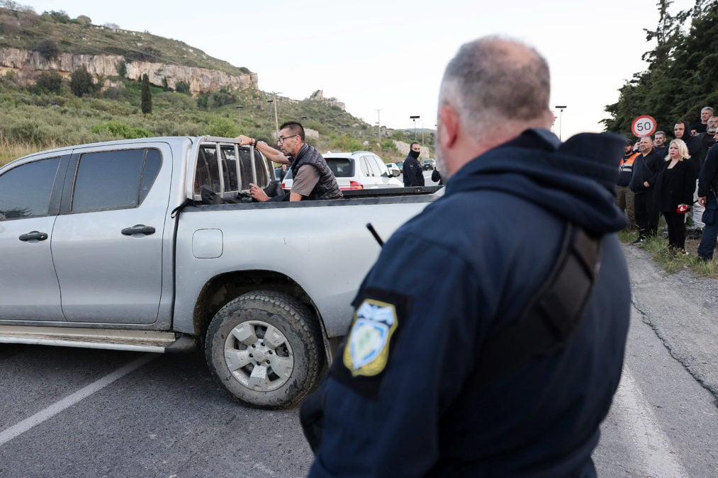 Γυναικοκτονία στο Ηράκλειο: Ο 40χρονος εκτέλεσε την Ελευθερία χωρίς καν να της μιλήσει με 9άρι πιστόλι – Το χρονικό της τραγωδίας