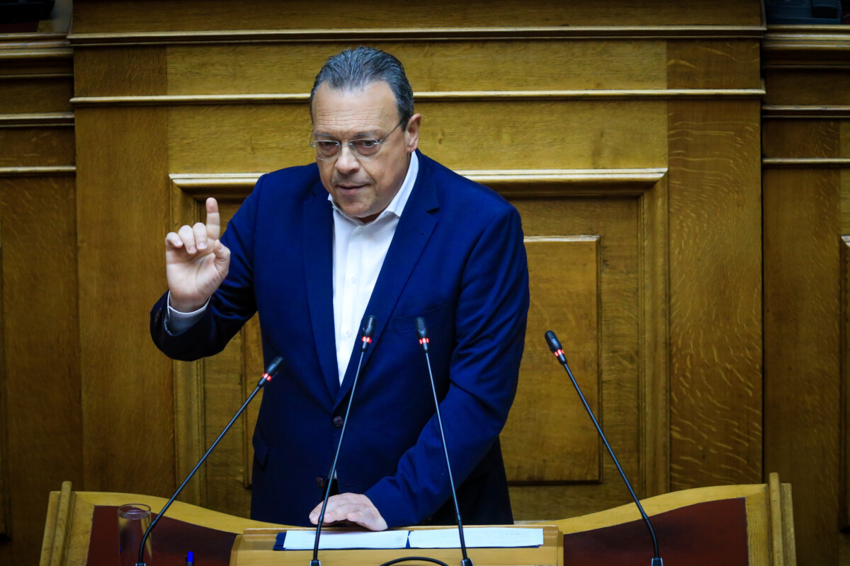 Φάμελλος / Όλα τα σκάνδαλα αρχίζουν από το Μαξίμου – Οι απειλές του Ντίλιαν είναι παζάρι για την ποινική του μεταχείριση