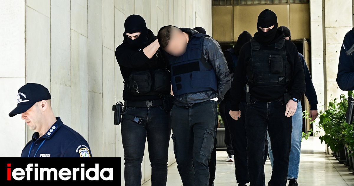 Άγιος Δημήτριος: Άλλαξε ρούχα ο 20χρονος μετά τη δολοφονία του 27χρονου -Οι κινήσεις του και τα SMS με τη σύντροφό του