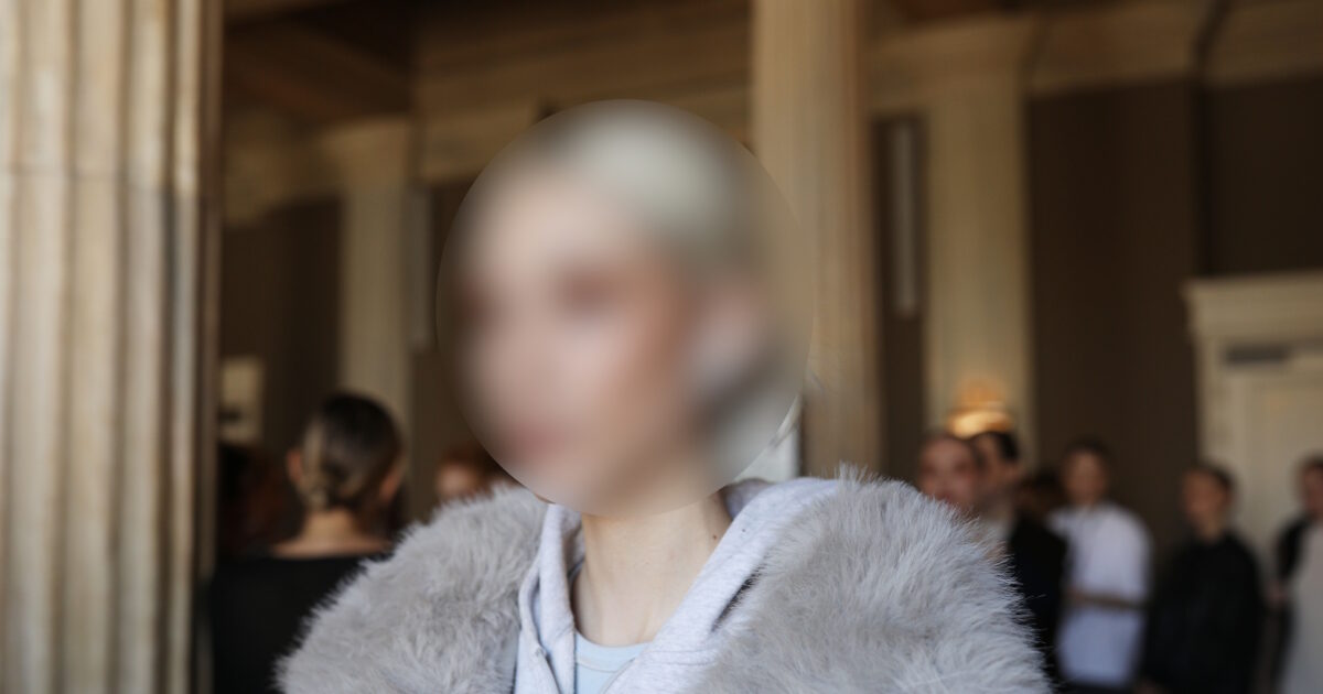 Η εγγονή του πολιτικού που συνελήφθη με ναρκωτικά θα δικαστεί στο αυτόφωρο το Μεγάλο Σάββατο