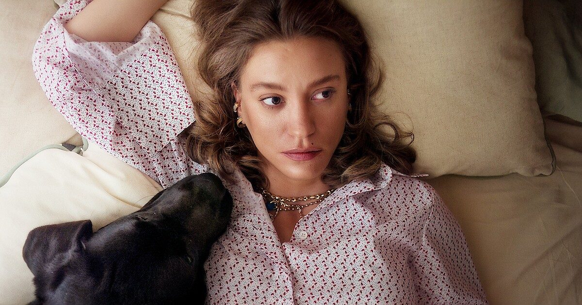 Η τρίτη σεζόν του Thank You, Next έρχεται στο Netflix  – Όλα όσα πρέπει να ξέρεις για την πλοκή και τα νέα σχέδια της Leyla