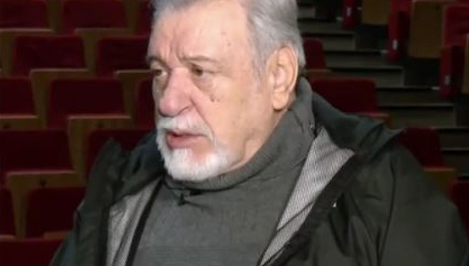 Τάσος Χαλκιάς: «Τότε κατάλαβα ότι ο πατέρας μου από αγάπη με βαράει…»