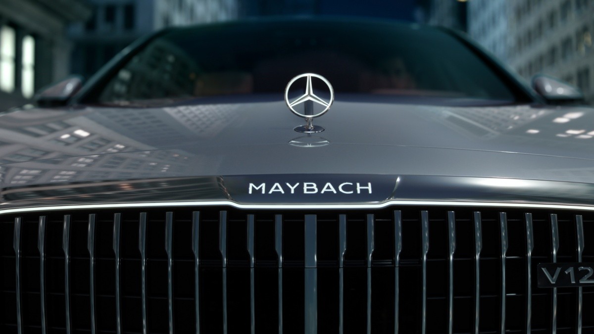 Η Mercedes-Maybach δεν εγκαταλείπει τον V12 στις ΗΠΑ