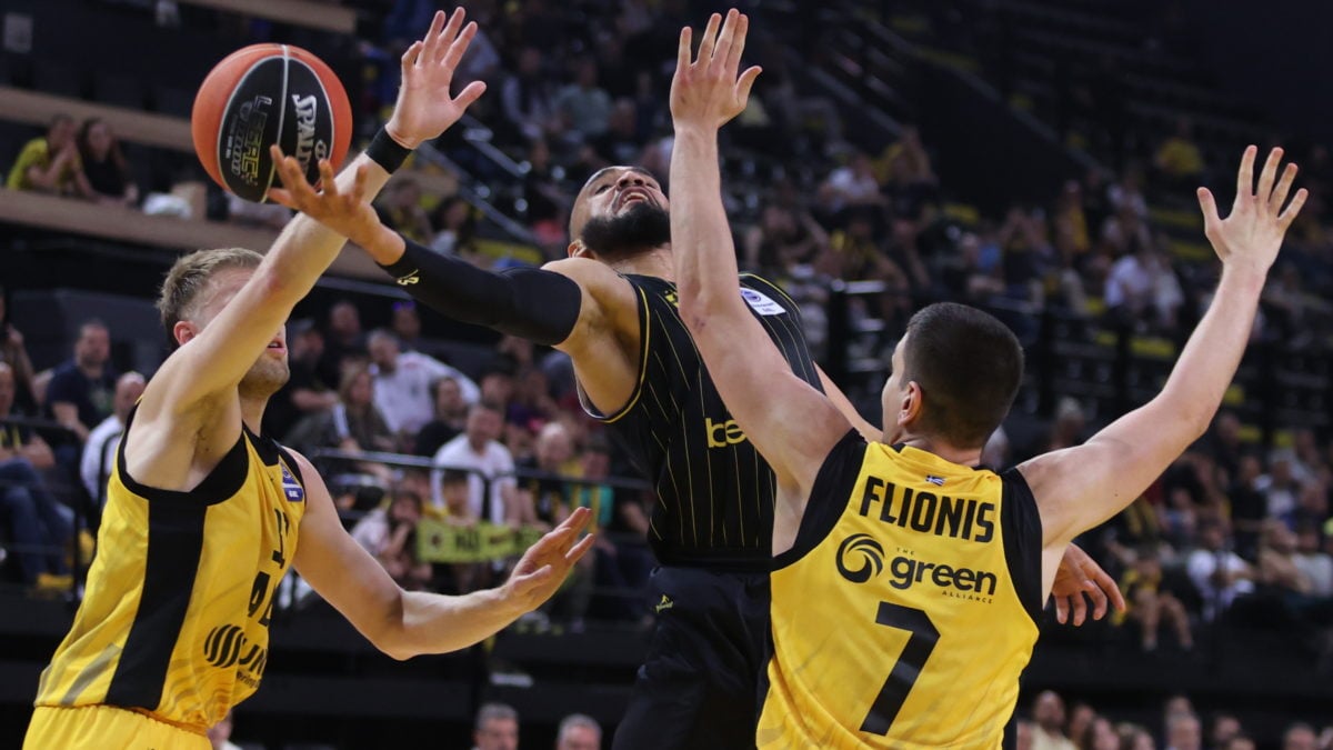 ΑΕΚ – Άρης 87-81: Η «Ένωση» έκανε το 1-0 στη σειρά και το πρώτο βήμα για την πρόκριση στα ημιτελικά