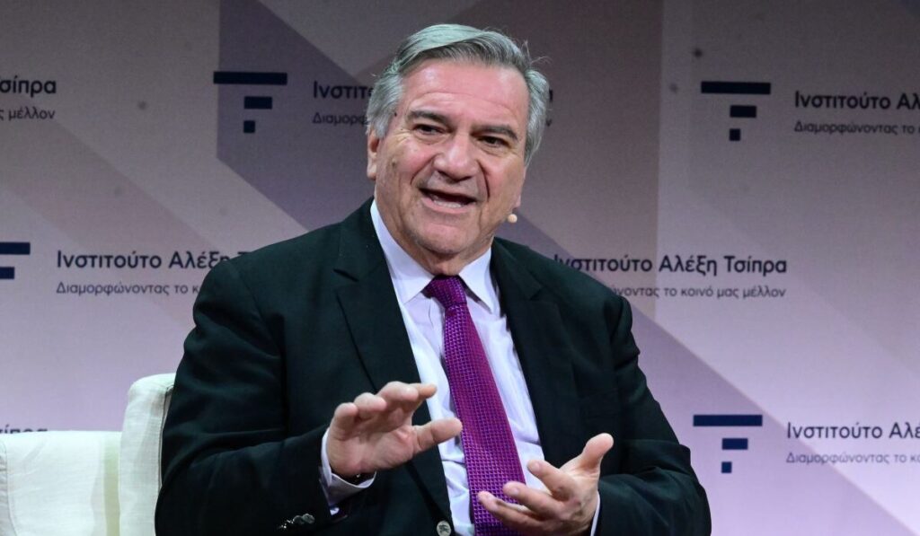 «Καμία επικοινωνία, καμία μεταγραφή» – ξεκαθαρίζει ο Καστανίδης για τα σενάρια Τσίπρα