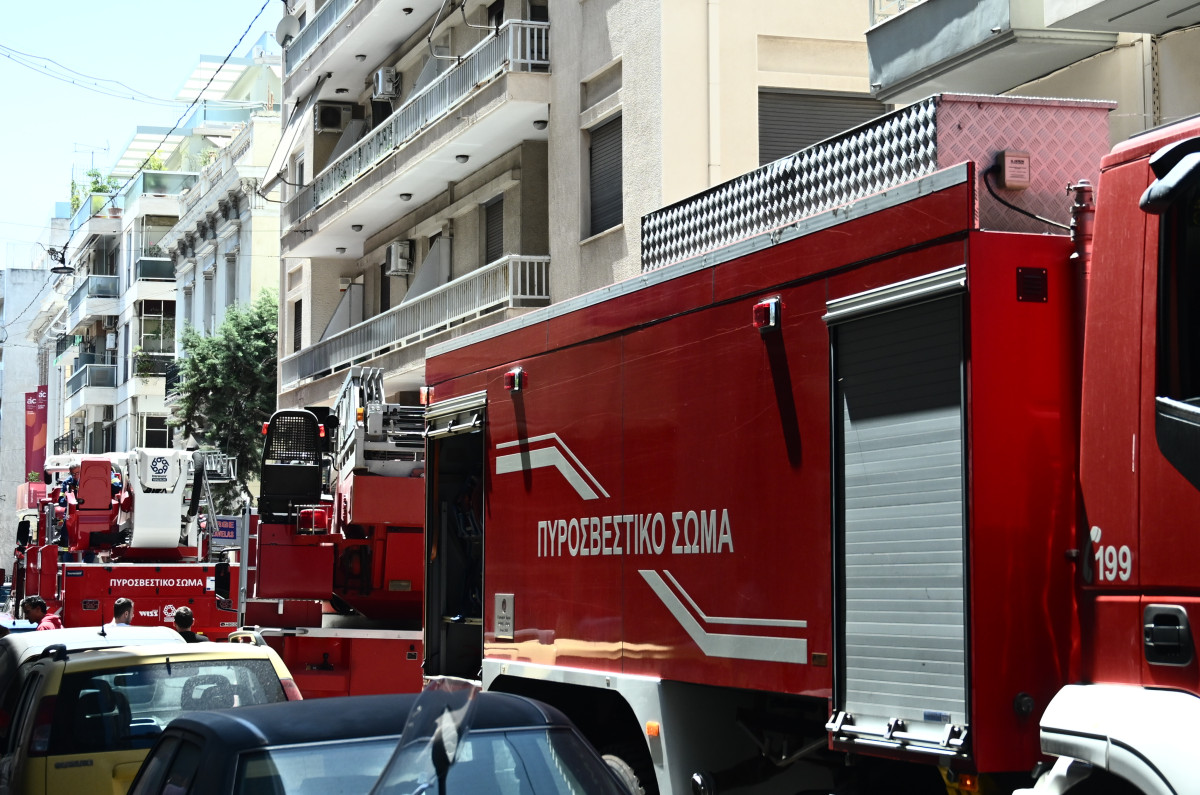 Τραγωδία στην Πτολεμαΐδα / Νεκρή ηλικιωμένη σε φλεγόμενο διαμέρισμα