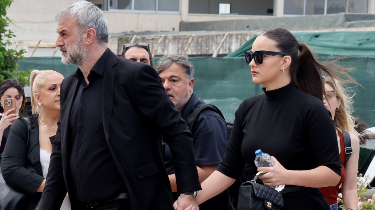 Γωγώ Μαστροκώστα: Ο επικήδειος λόγος της κόρης της & του Τραϊανού Δέλλα