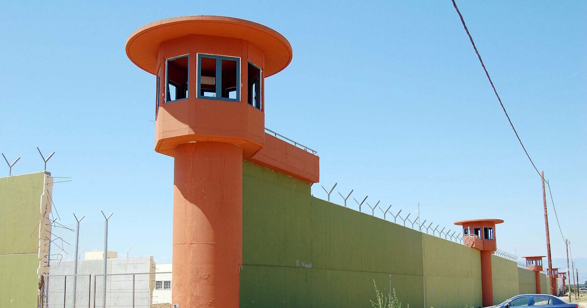 Σέρρες: Περίπου 10 κρατούμενοι με μαχαίρια συμμετείχαν στην αιματηρή συμπλοκή στις φυλακές Νιγρίτας