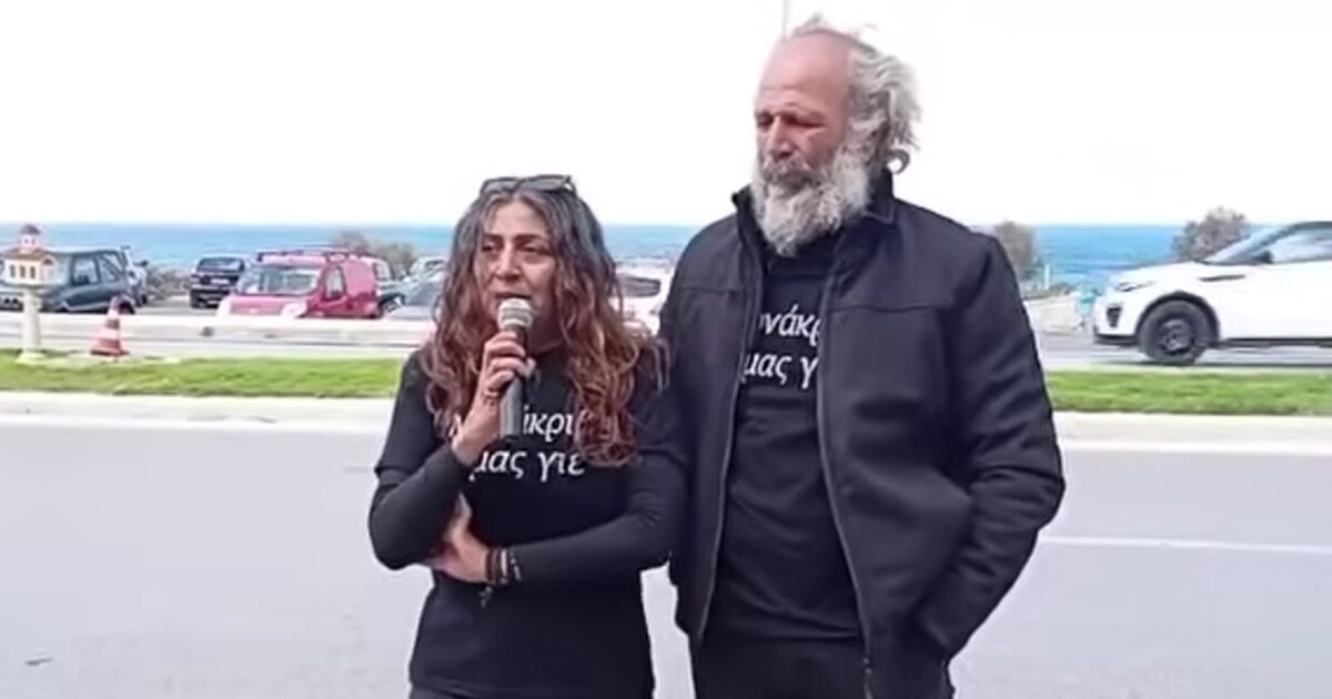 Δολοφονία στο Ηράκλειο: Το αυτοκίνητο του νεκρού γιου, οι καταγγελίες για ηθική αυτουργία της μητέρας και η κατάθεσή της για το «ακάθαρτο πνεύμα»