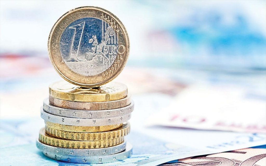 Η ακρίβεια καλπάζει και η κυβέρνηση μιλά για «θωρακισμένη» οικονομία