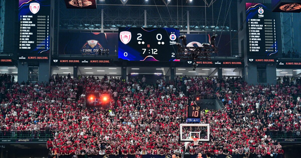 Final Four Euroleague: Όσα συνέβησαν στο Telekom Center πριν το τζάμπολ του πρώτου ημιτελικού Ολυμπιακός – Φενέρμπαχτσε
