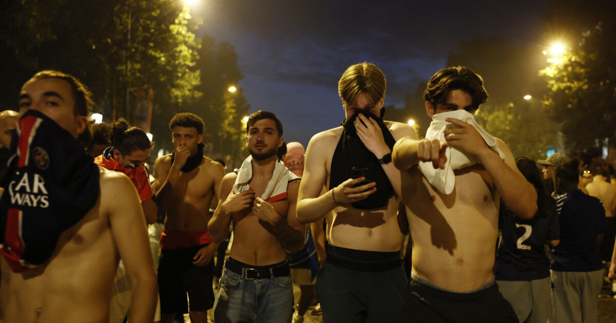 Νέα βίντεο δείχνουν το χάος στο Παρίσι μετά την κατάκτηση του Champions League από την Παρί: Φωτιές, πλιάτσικο και πανικός