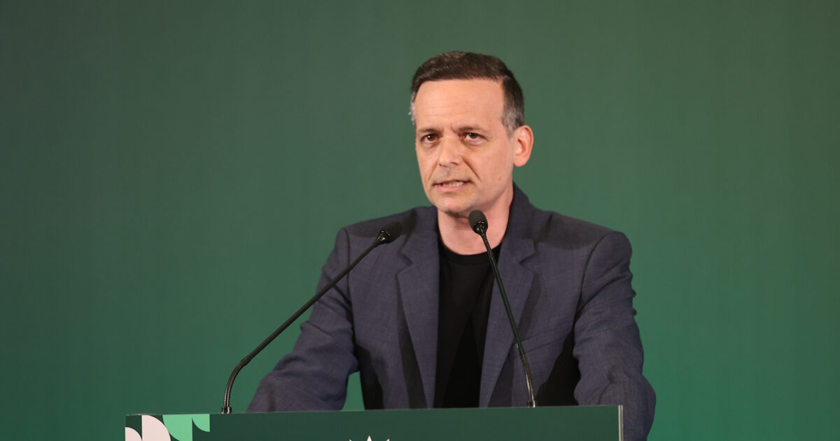 Ο Χάρης Δούκας προτείνει εκλογική συνεργασία ΠΑΣΟΚ και ΕΛ.Α.Σ του Αλέξη Τσίπρα και αφήνει ανοιχτό το θέμα αρχηγού