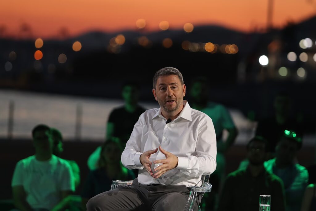 Ανδρουλάκης: Δωρεάν μετακινήσεις για όλους τους νέους σε Αττική και Θεσσαλονίκη