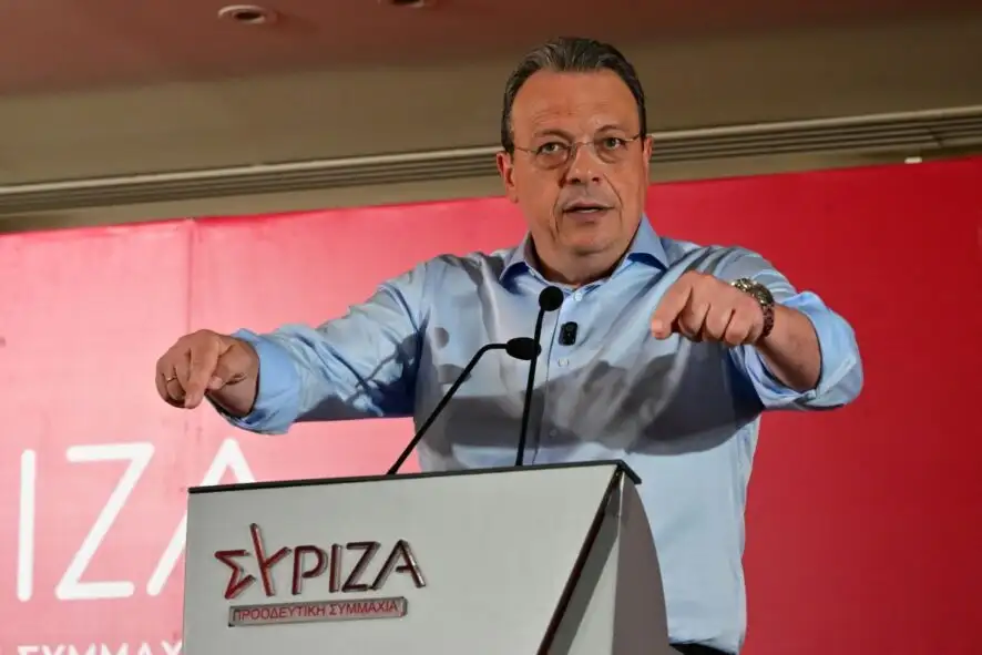 Αδιαμεσολάβητη η απεύθυνση Τσίπρα στον κόσμο της Αριστεράς, δεν χρειάζονται αποφάσεις ΚΕ και «οδηγίες»