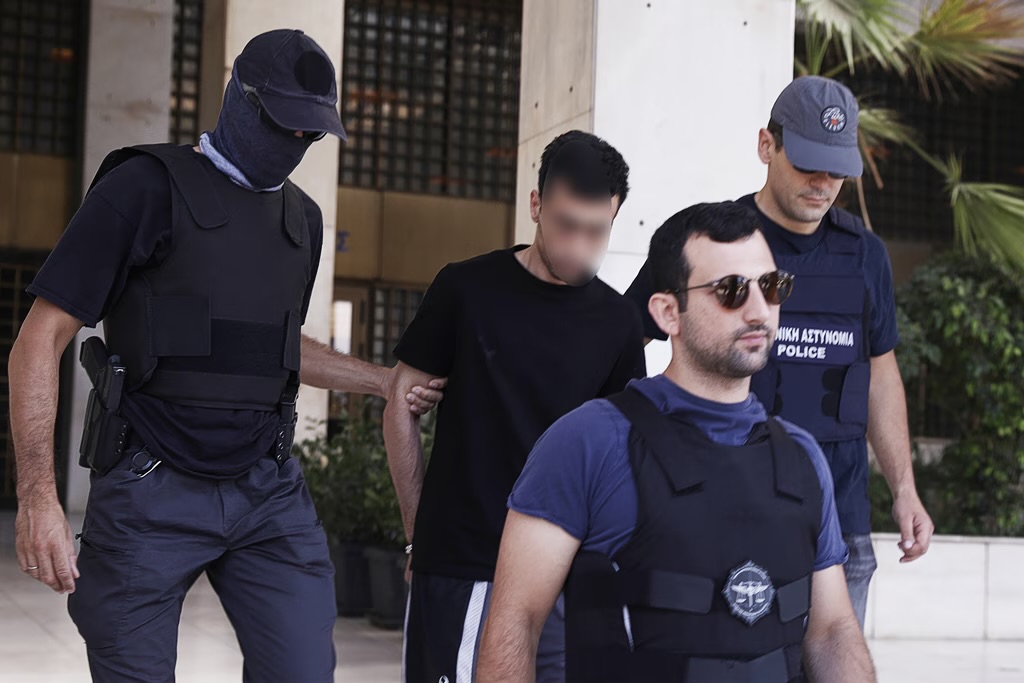 Ομολόγησε ο 28χρονος τη δολοφονία στα Εξάρχεια – Του απαγγέλθηκε κατηγορία για ανθρωποκτονία με δόλο