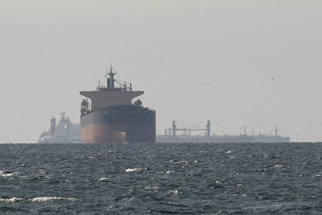 Στη Γενεύη η κρίσιμη υπογραφή ΗΠΑ–Ιράν: Τι προβλέπει η συμφωνία για τα Στενά του Ορμούζ