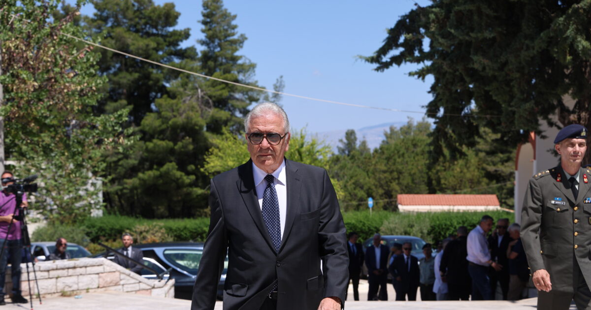 Ένταλμα σύλληψης για τον Δημήτρη Αβραμόπουλο για το Qatargate