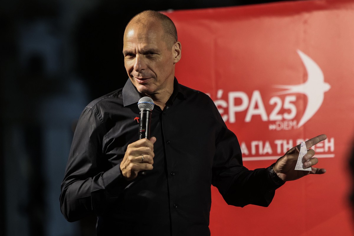 Πρόσκληση / Βαρουφάκης καλεί Σακελλαρίδη στα ψηφοδέλτια του