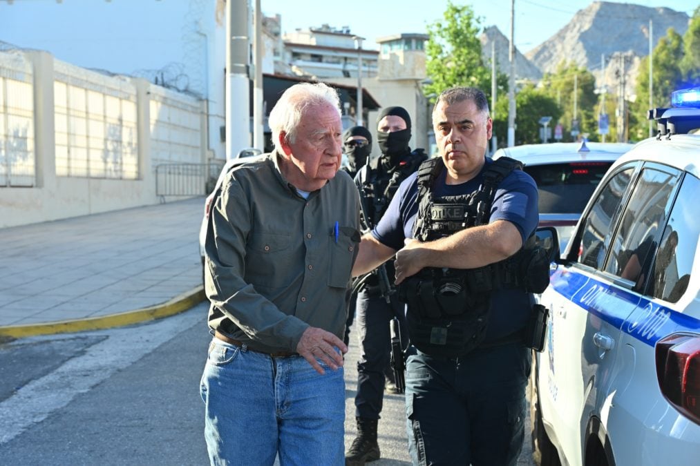 Ξεσπά ο αδελφός του Κωστή Περατικού για τον Αλέξανδρο Γιωτόπουλο: «Έχει σκοτώσει 17 ανθρώπους, δεν μπορεί να περπατά ελεύθερος»