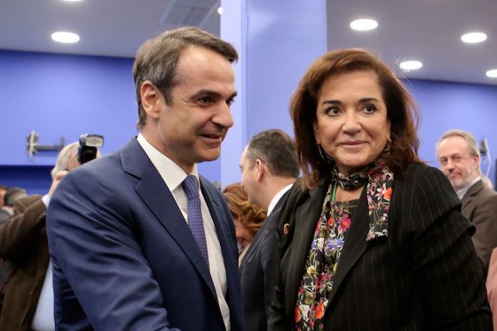 «Δεν είμαι σίγουρη για την εξαετή θητεία» – Διαφωνεί η Μπακογιάννη με την πρόταση Μητσοτάκη